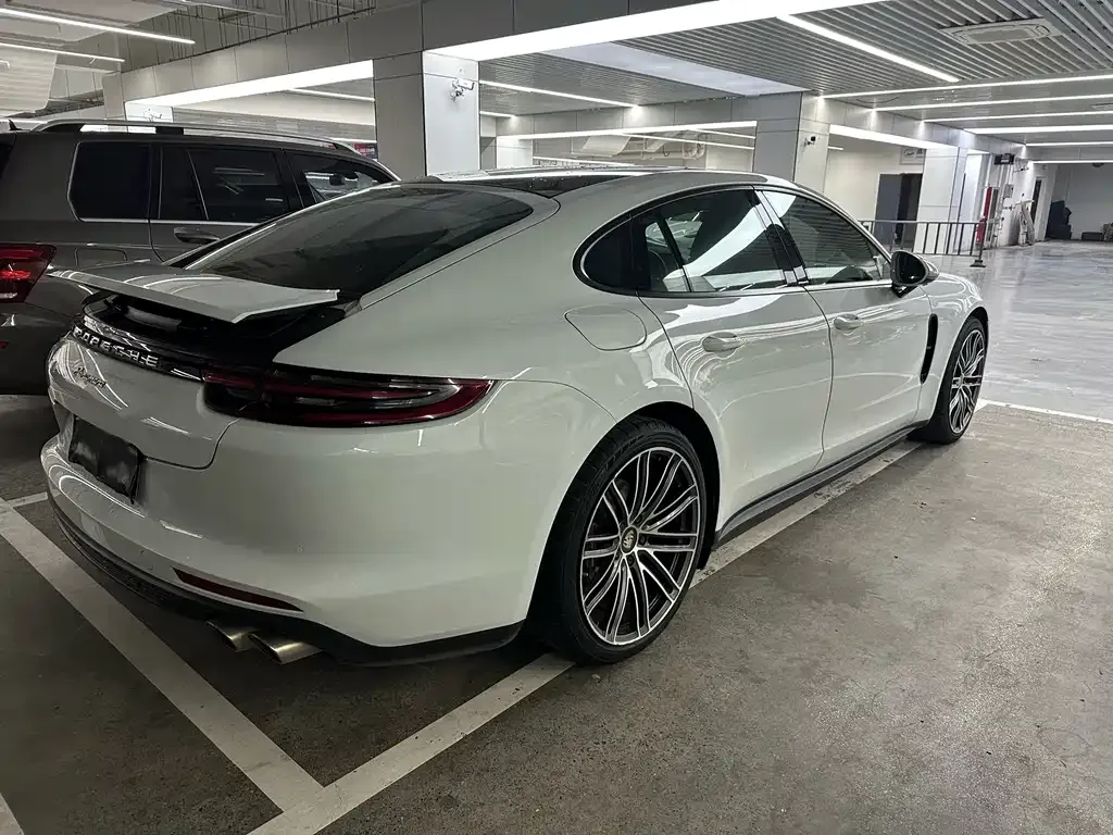 Porsche Panamera — фото 10