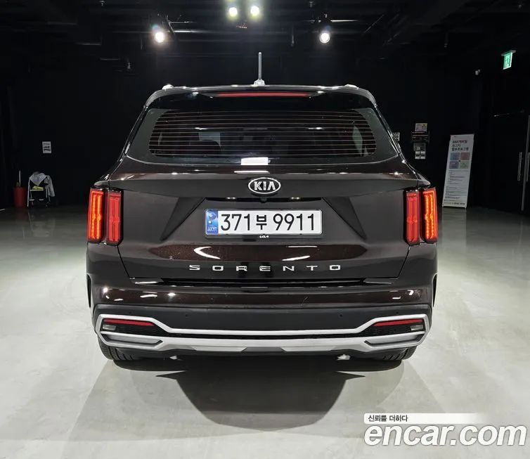 Kia Sorento — фото 5