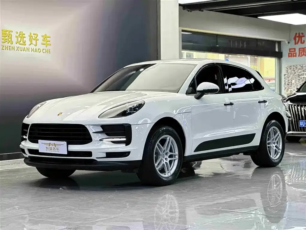 Porsche Macan — фото 1