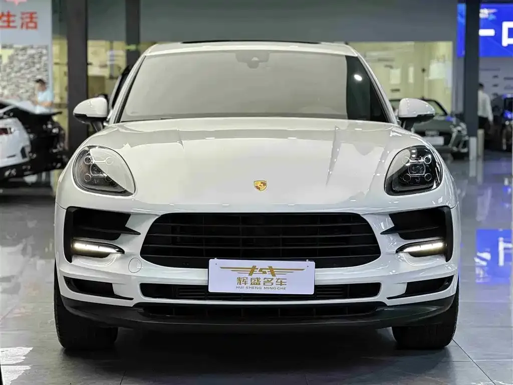 Porsche Macan — фото 3