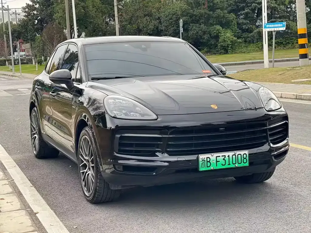 Porsche Cayenne Hybrid — фото 3