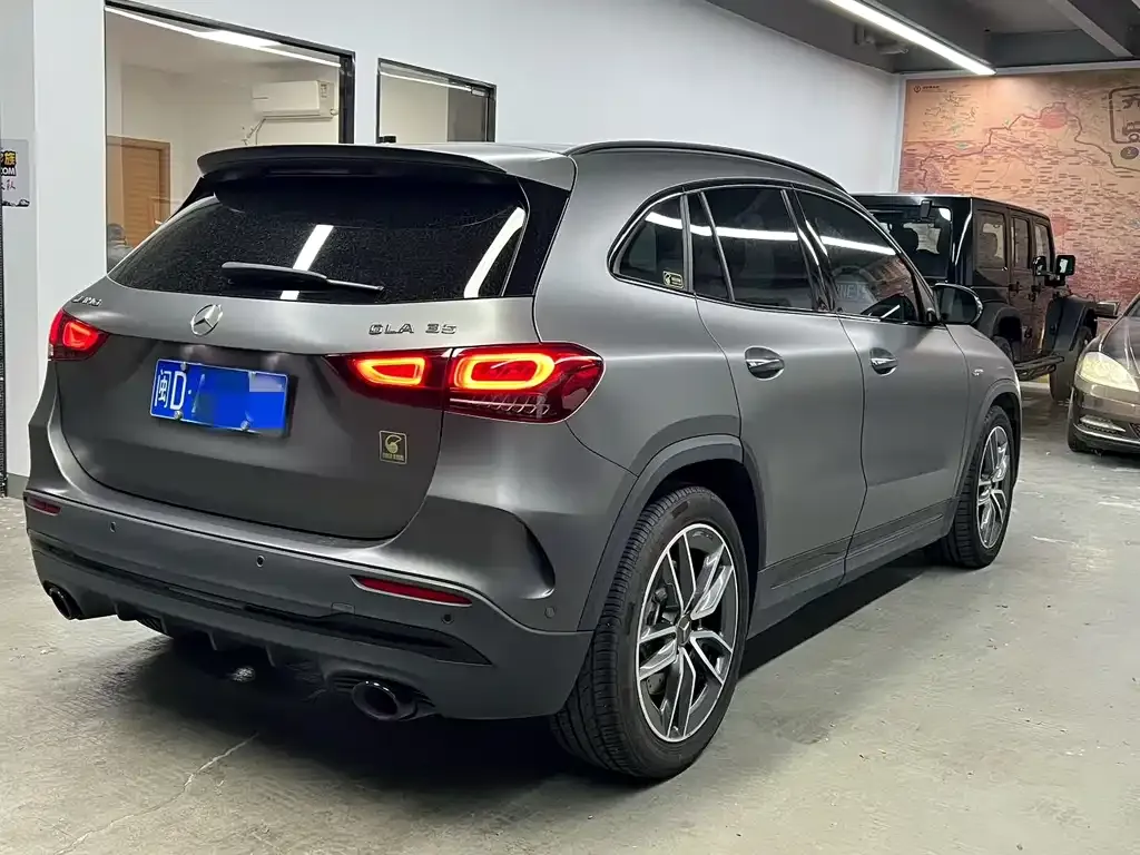 Mercedes-Benz GLA AMG — фото 4