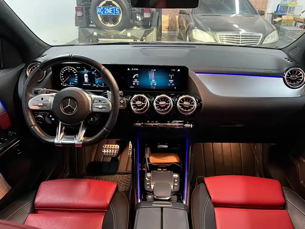 Mercedes-Benz GLA AMG — фото 5