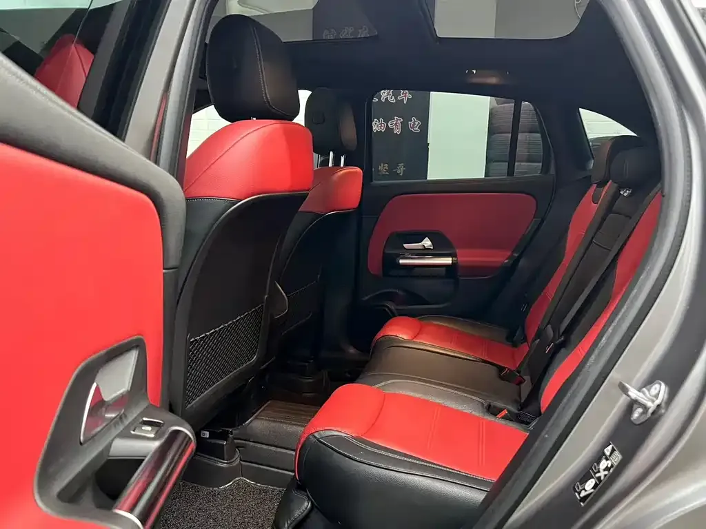 Mercedes-Benz GLA AMG — фото 7