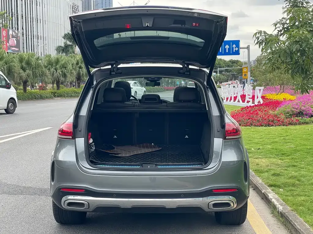 Mercedes-Benz GLE — фото 10