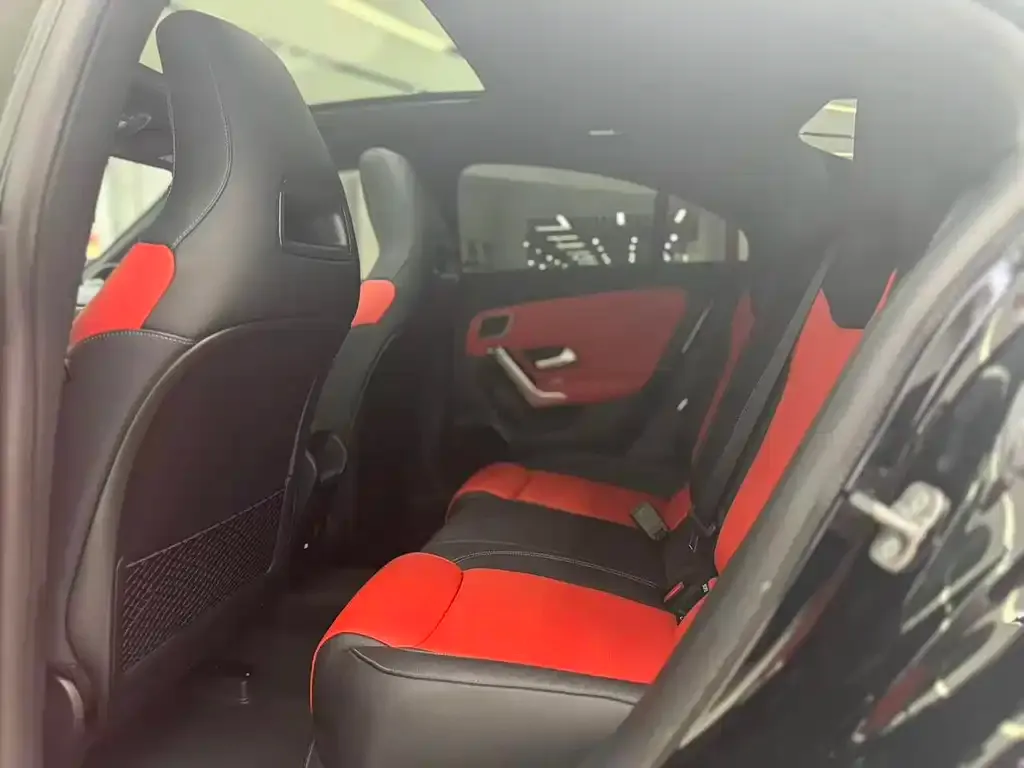 Mercedes-Benz CLA AMG — фото 5
