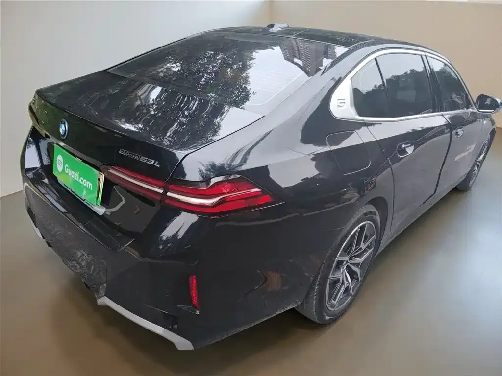 BMW i5 — фото 7