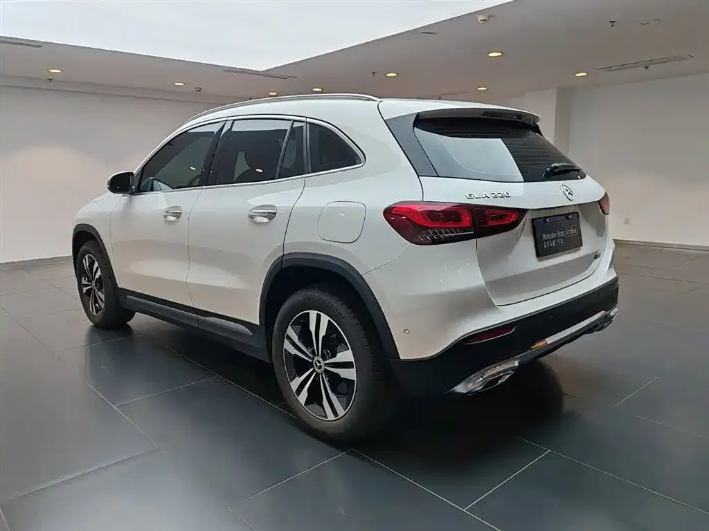 Mercedes-Benz GLA — фото 4