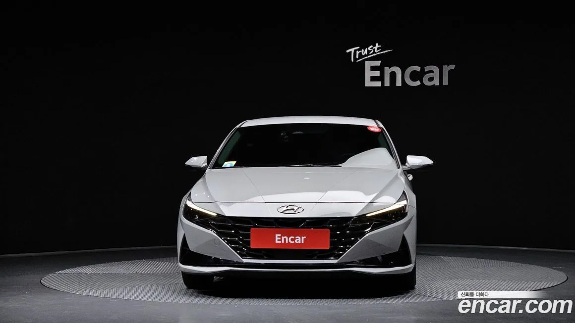 Hyundai AVANTE — фото 3