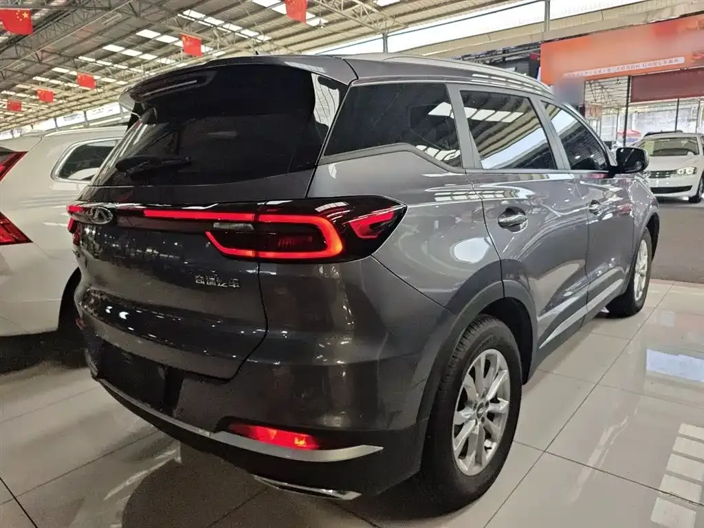 Chery Tiggo 7 — фото 7