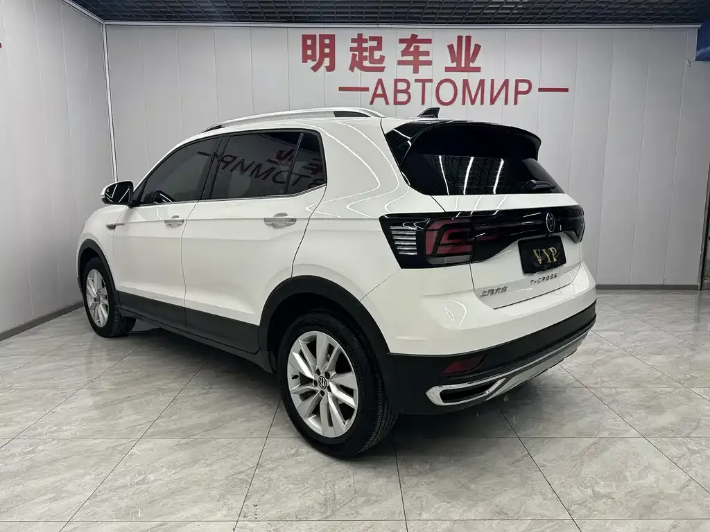 Volkswagen T-Cross — фото 8