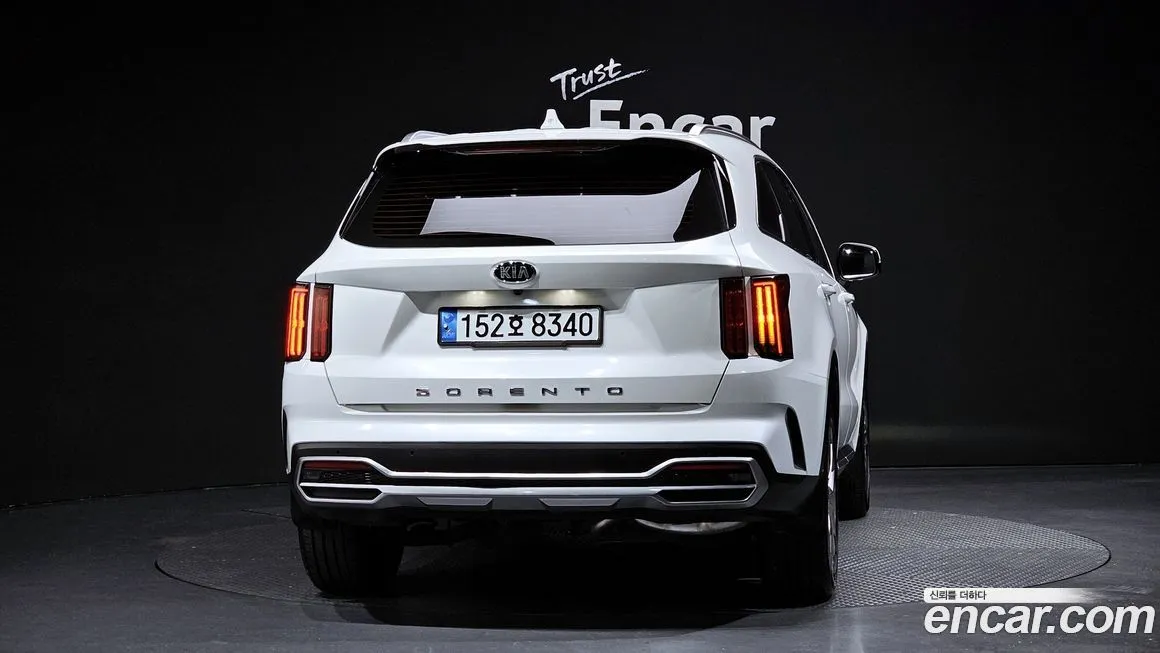Kia Sorento — фото 4
