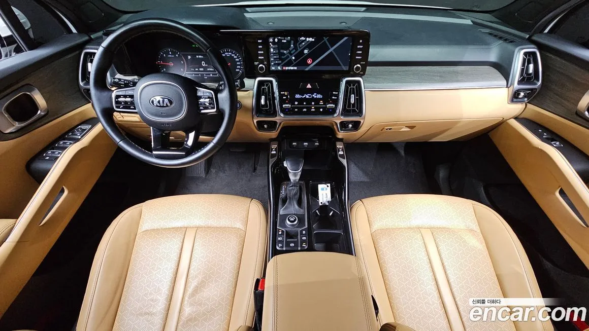 Kia Sorento — фото 7