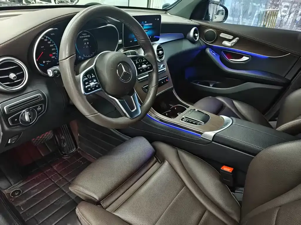 Mercedes-Benz GLC — фото 10