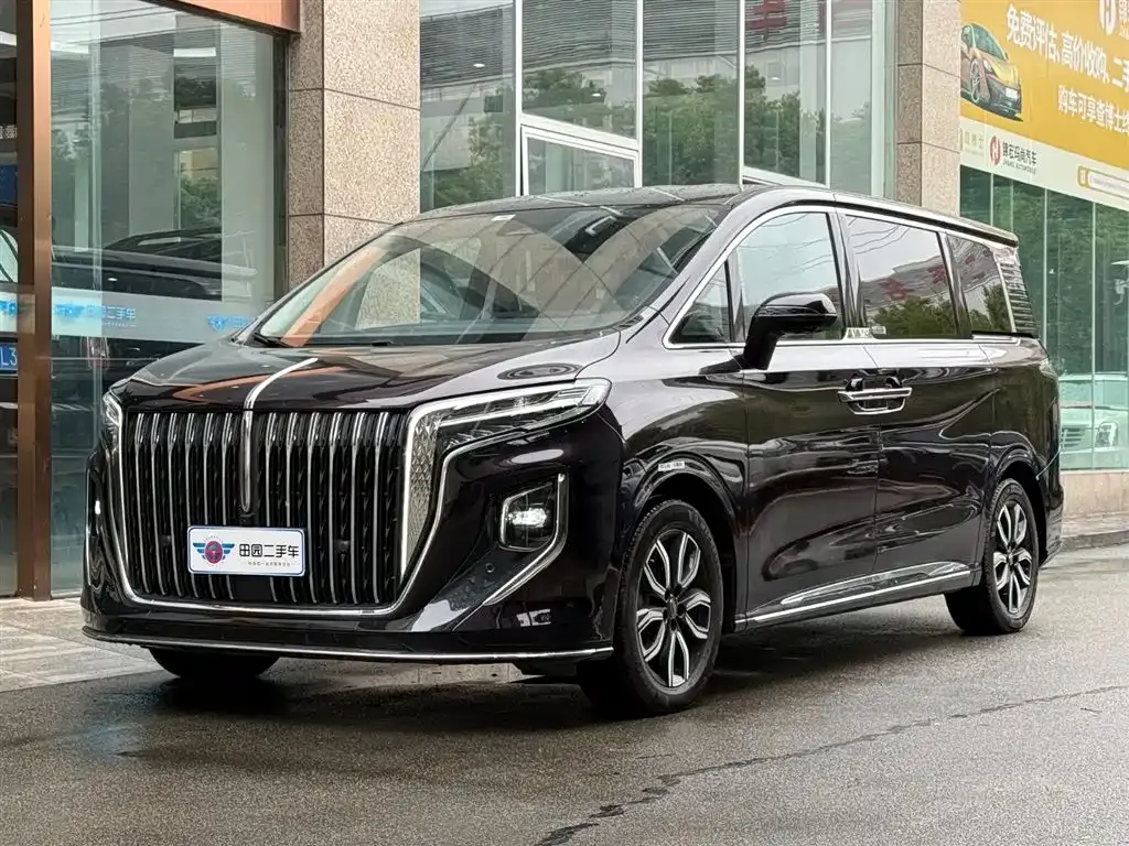 Hongqi HQ9 — фото 1
