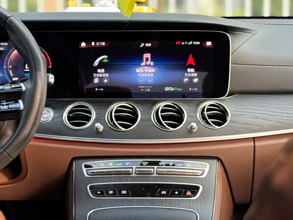 Mercedes-Benz E-Class New Energy — фото 10