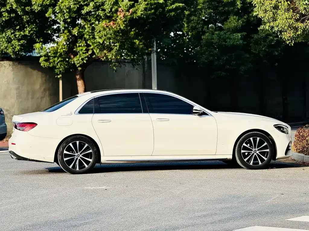 Mercedes-Benz E-Class New Energy — фото 3
