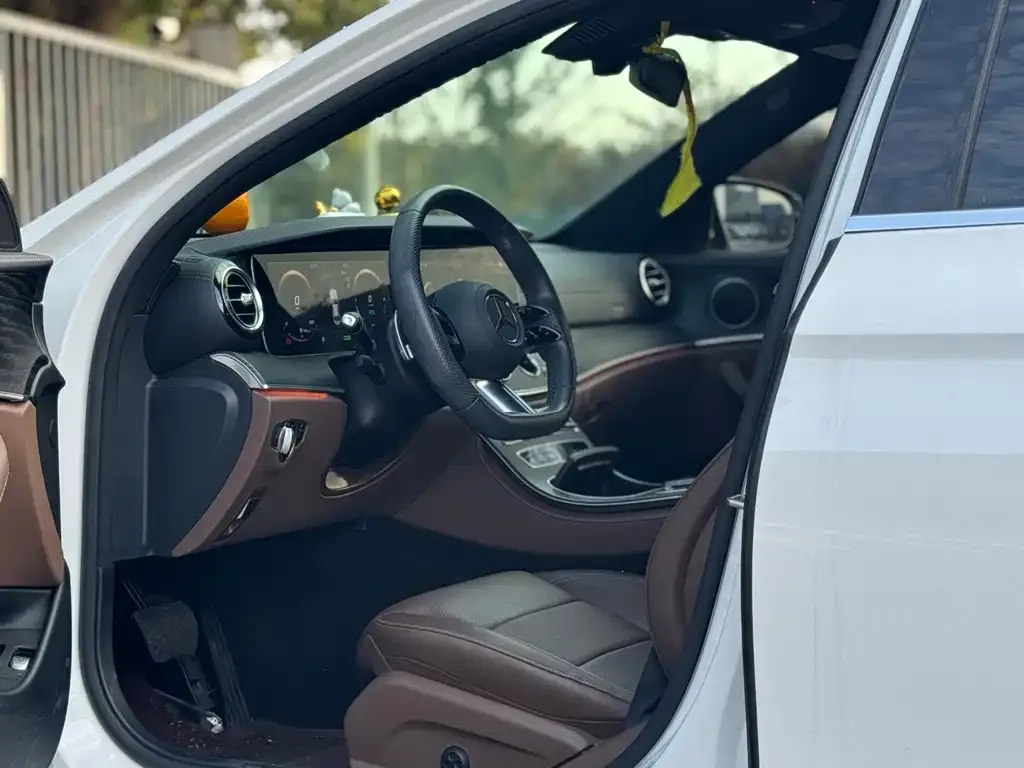 Mercedes-Benz E-Class New Energy — фото 7