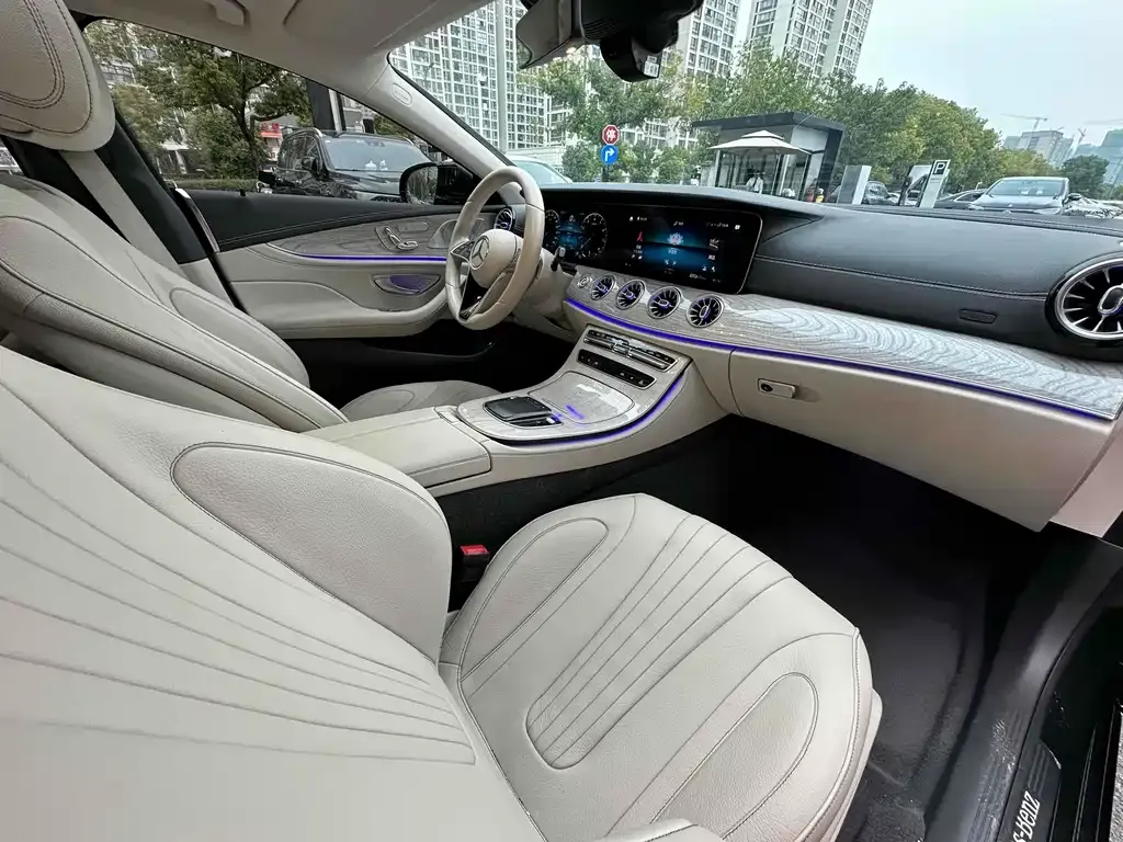 Mercedes-Benz CLS — фото 10