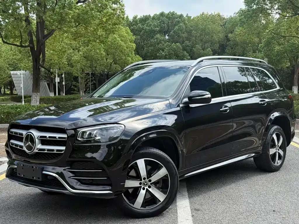 Mercedes-Benz GLS — фото 1