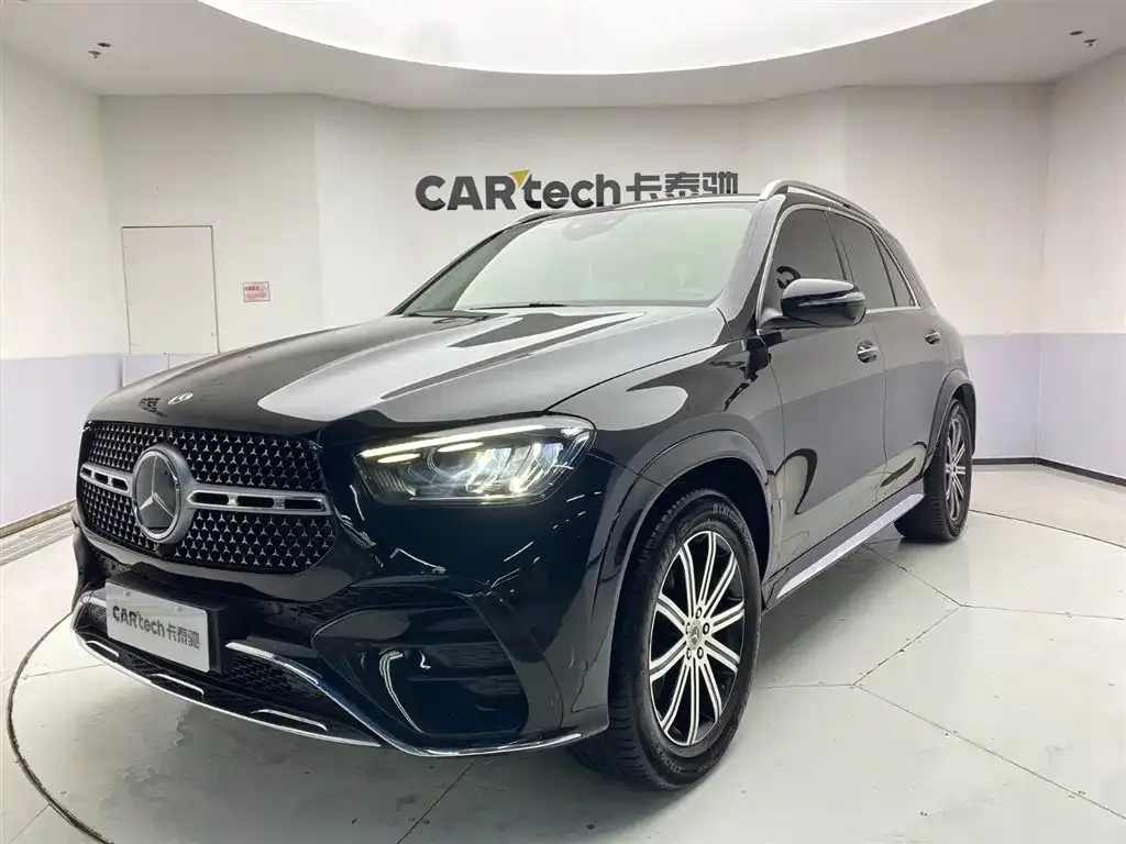 Mercedes-Benz GLE — фото 1