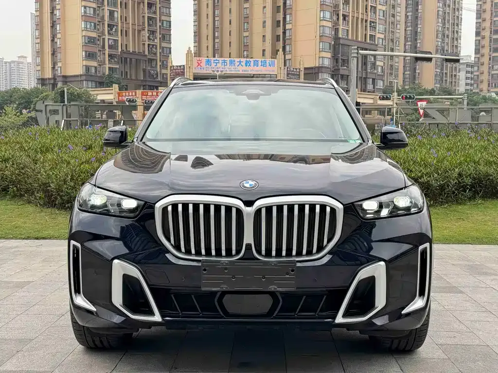 BMW X5 — фото 2