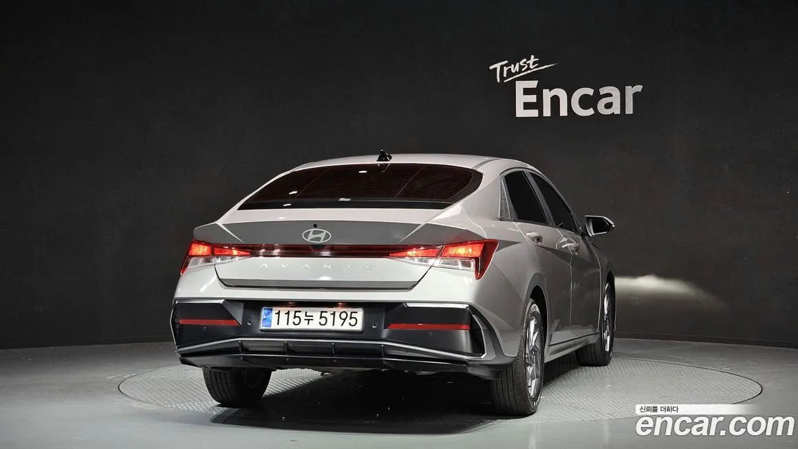 Hyundai AVANTE — фото 4
