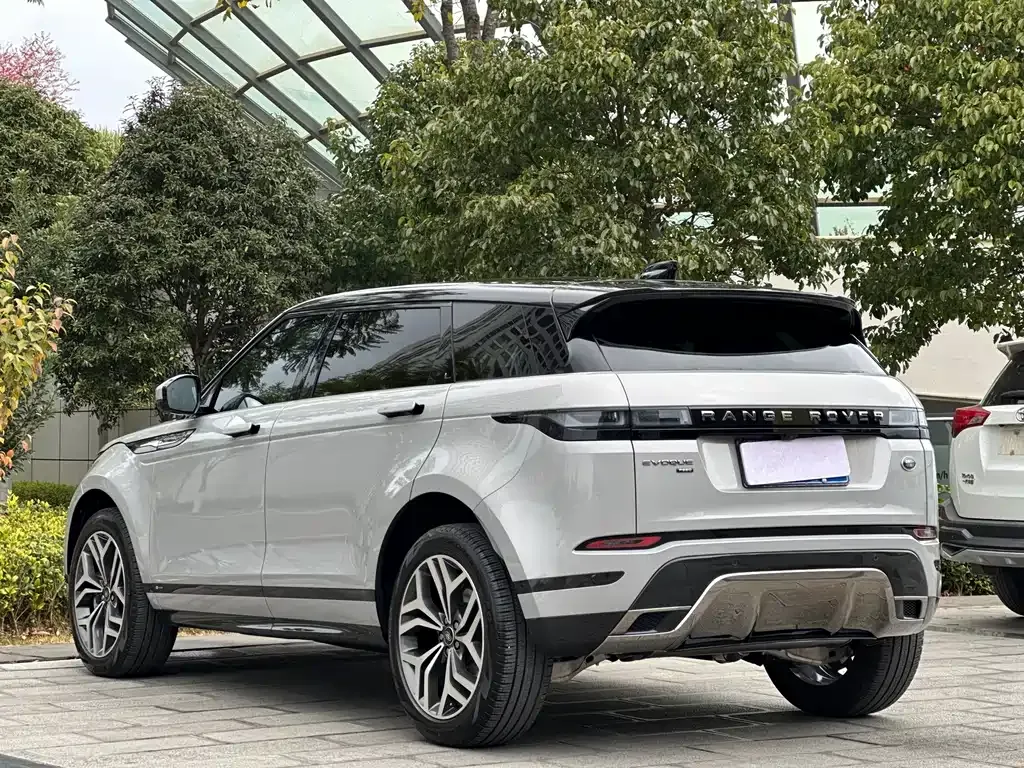 Land Rover Evoque — фото 6