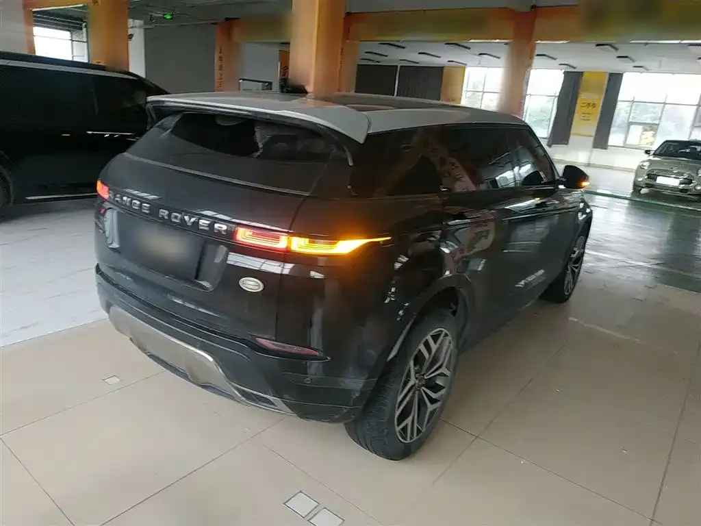 Land Rover Evoque — фото 7