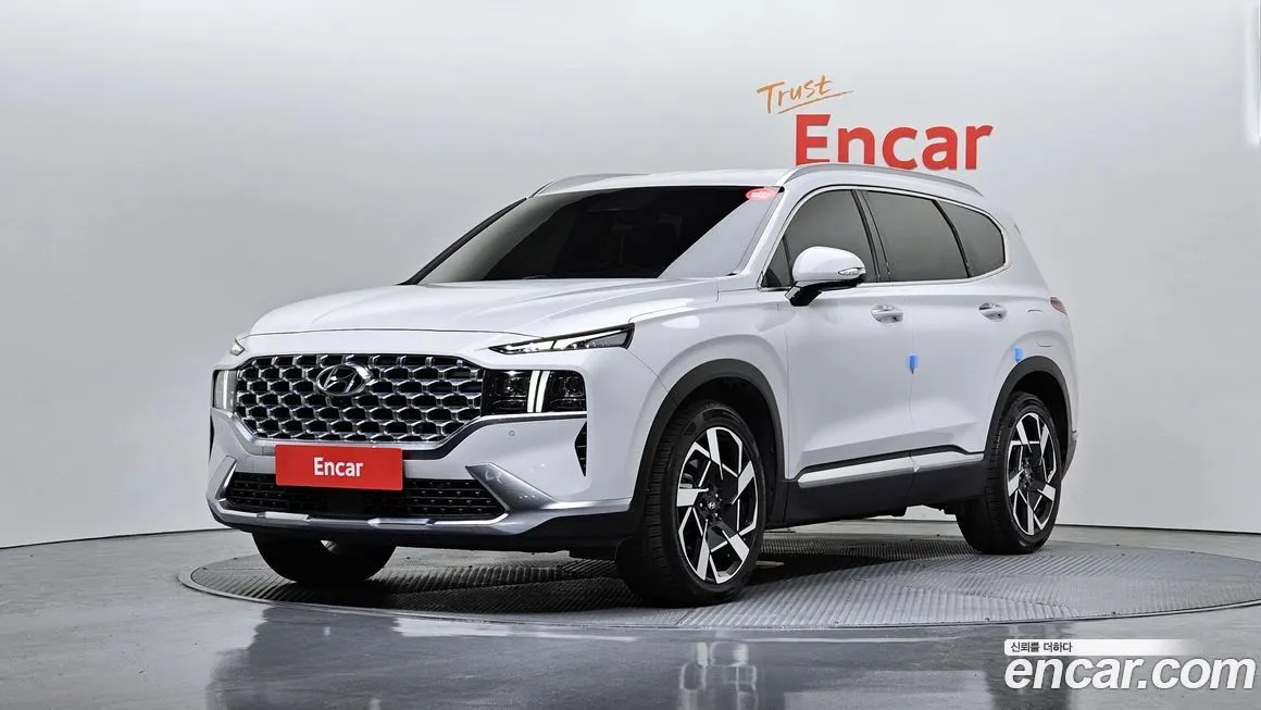 Hyundai Santafe — фото 1