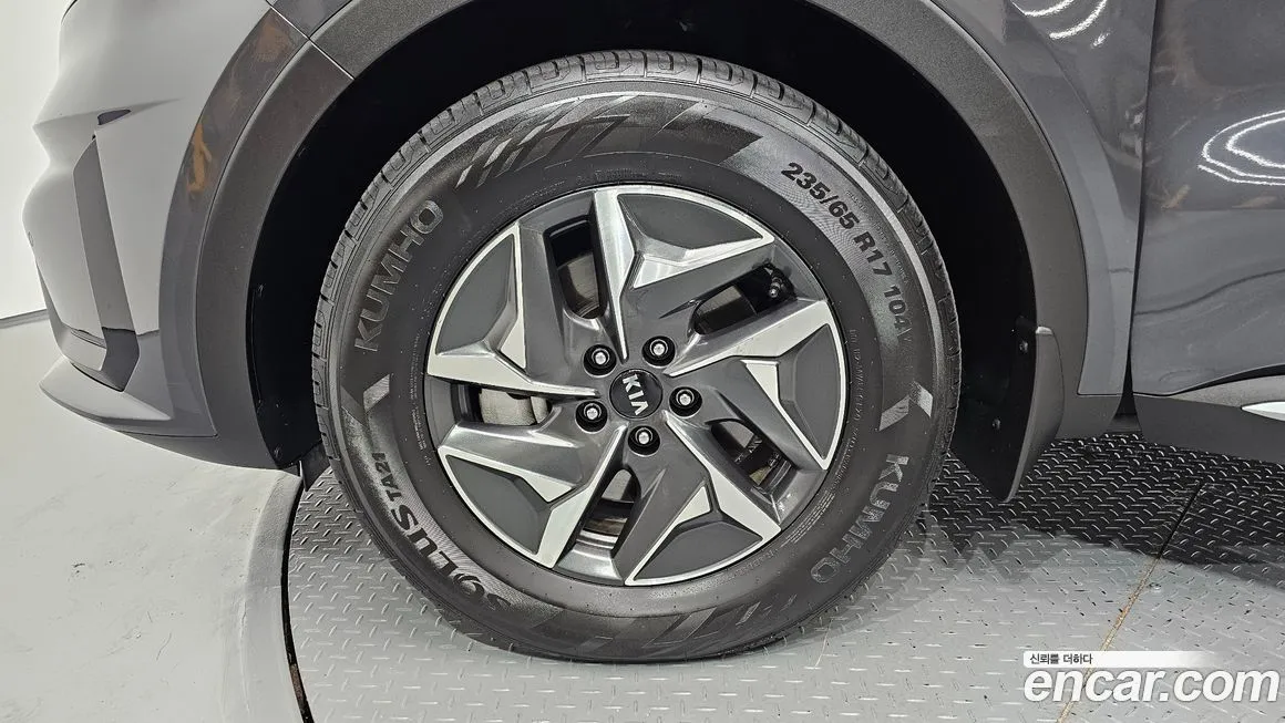 Kia Sorento — фото 5