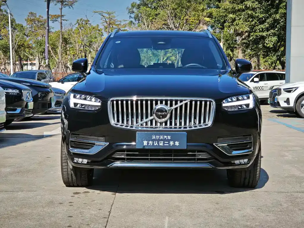 Volvo XC90 — фото 3