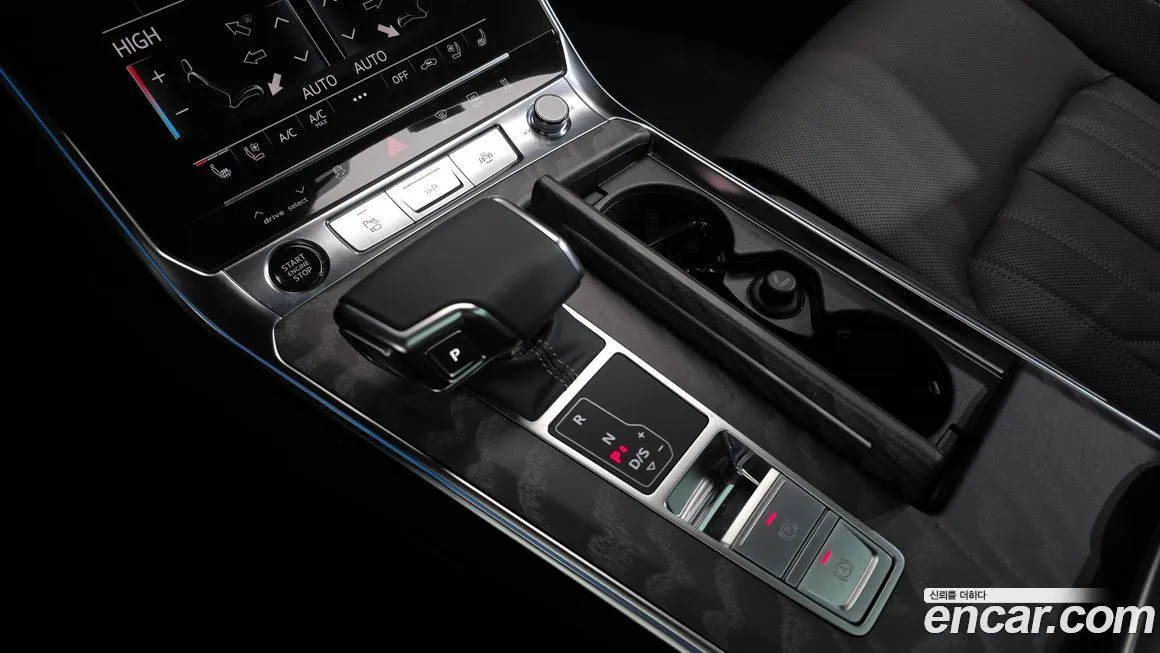 Audi A7 — фото 9