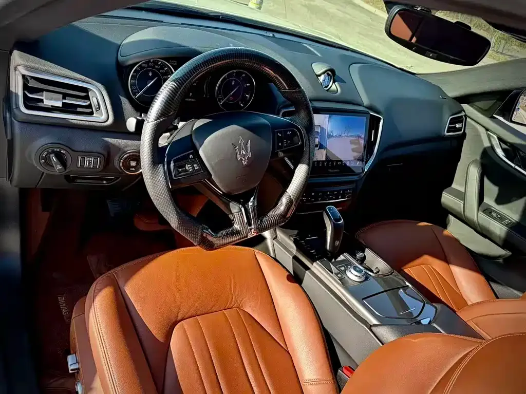 Maserati Ghibli — фото 7