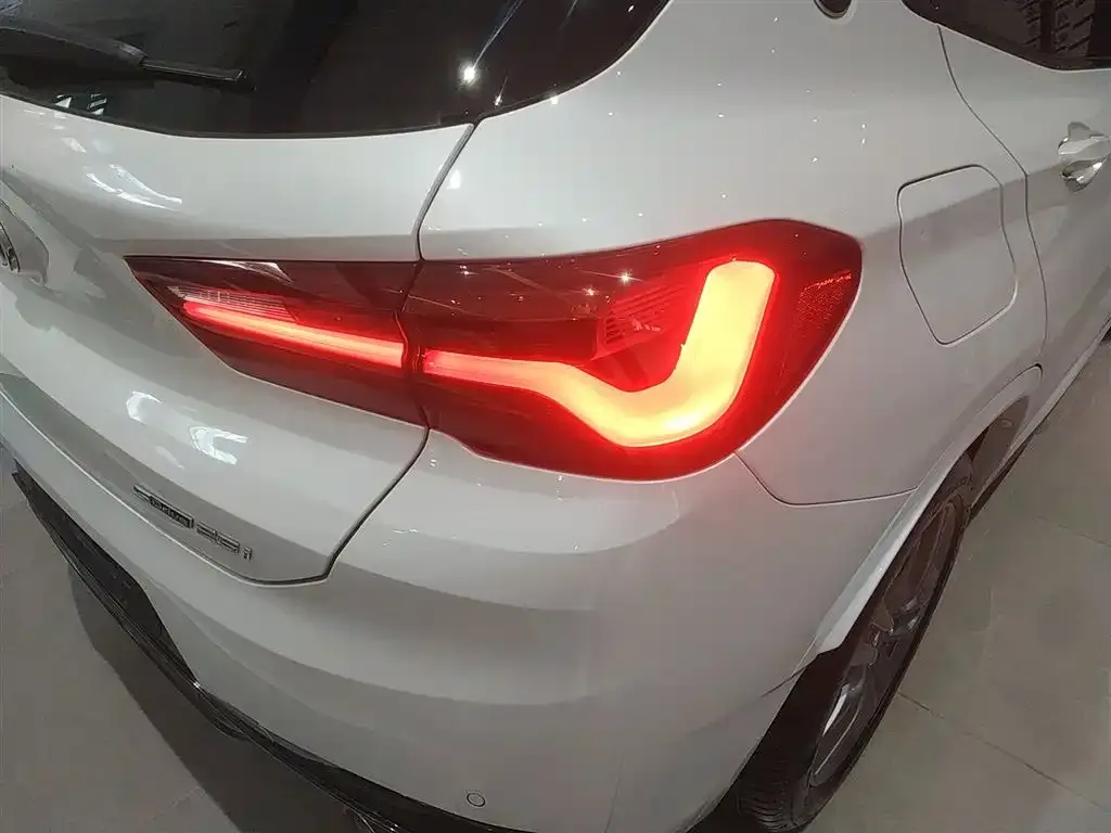 BMW X2 — фото 8