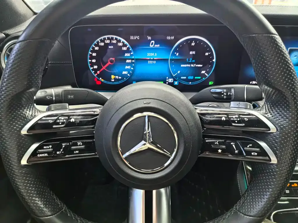 Mercedes-Benz E-Class (Import) — фото 5