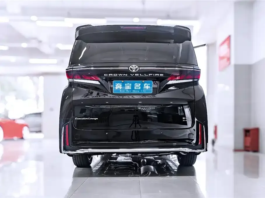 Toyota Vellfire — фото 5