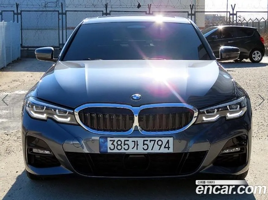 BMW 3-Series — фото 1