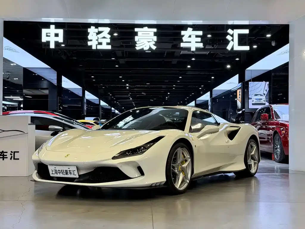 Ferrari F8 — фото 1
