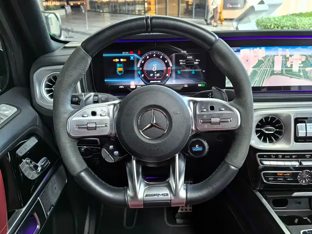 Mercedes-Benz G-Class AMG — фото 10