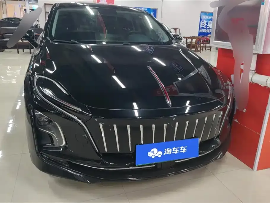Hongqi E-QM5 — фото 2