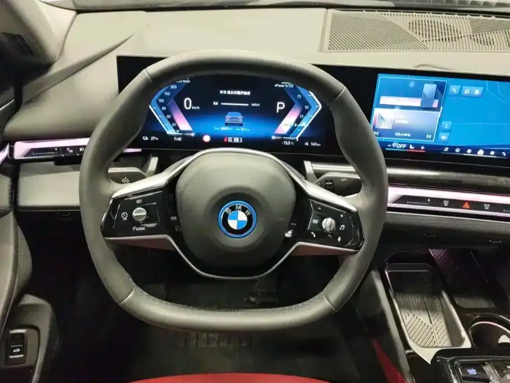 BMW i5 — фото 8