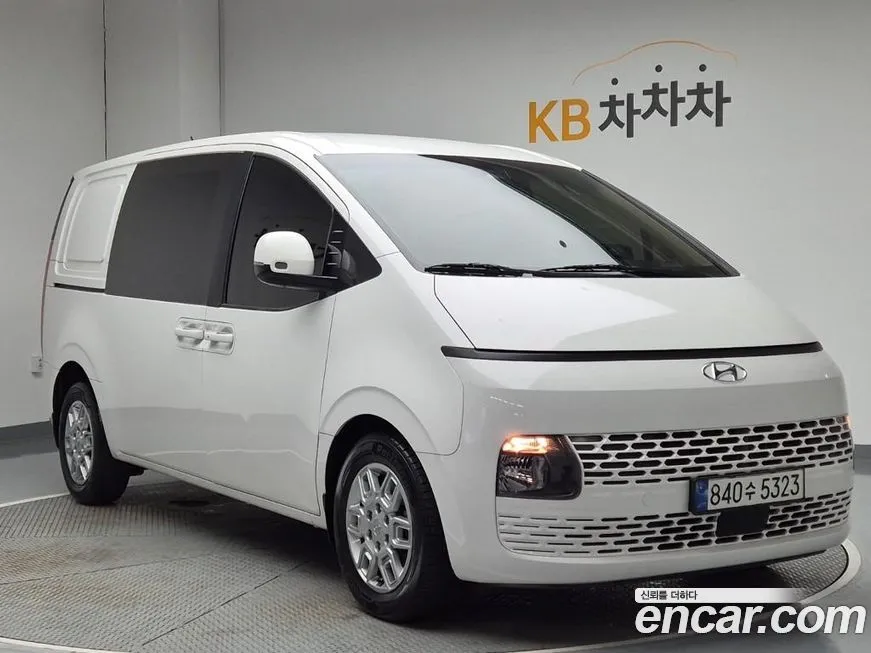Hyundai Staria — фото 4
