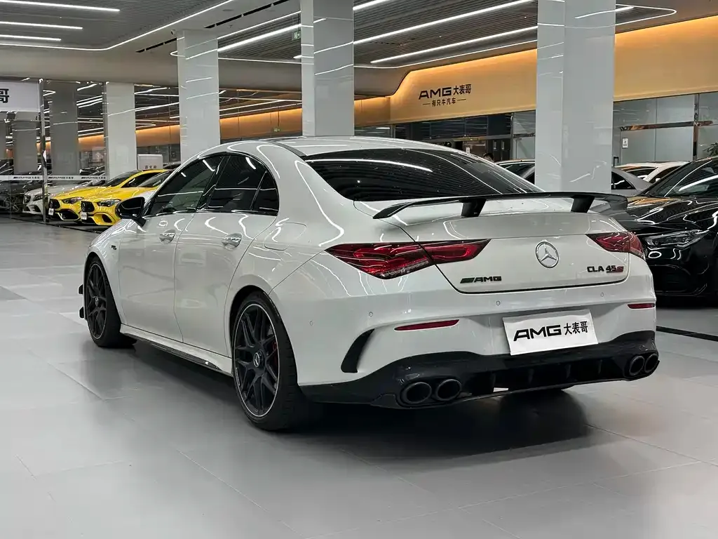 Mercedes-Benz CLA AMG — фото 10