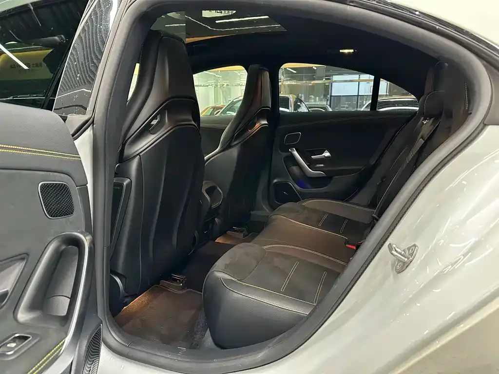 Mercedes-Benz CLA AMG — фото 9