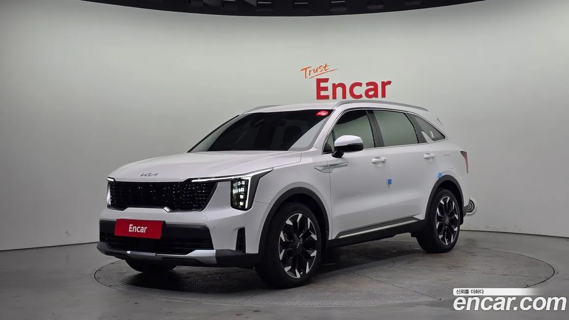 Kia Sorento — фото 1