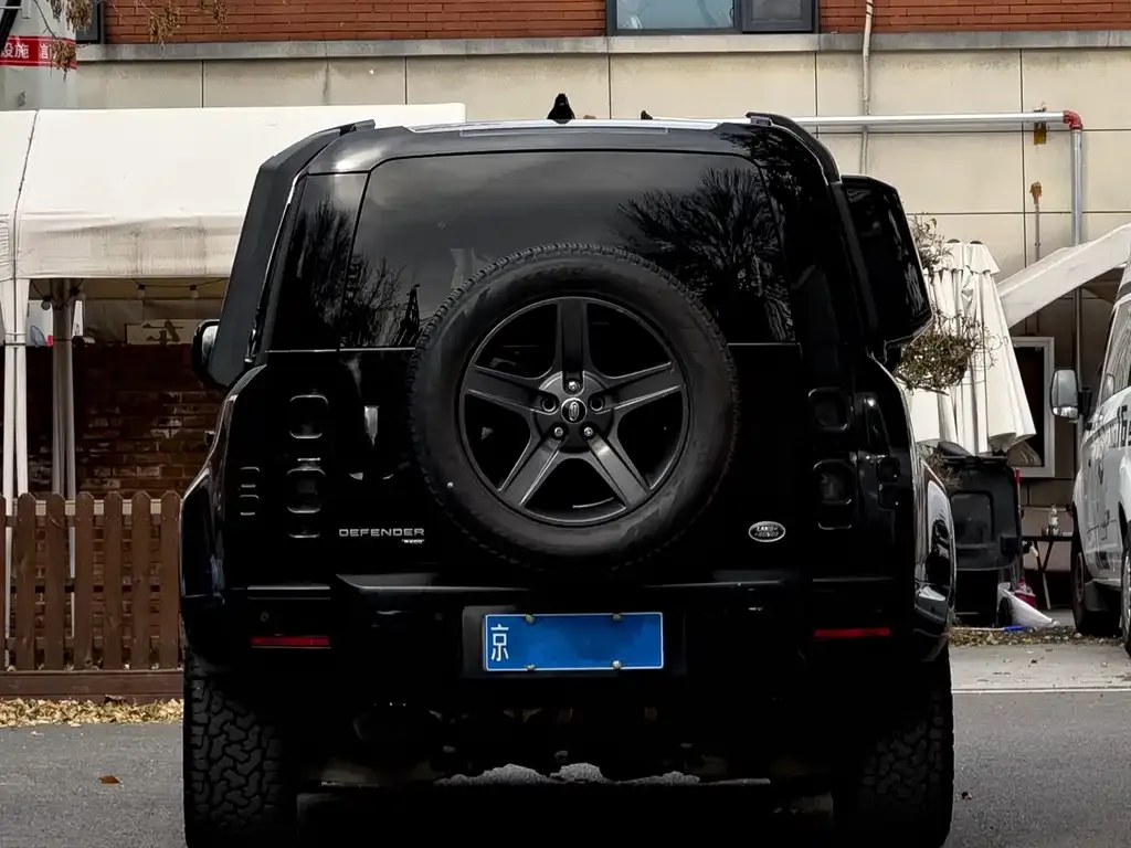 Land Rover Defender — фото 8