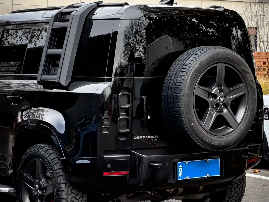 Land Rover Defender — фото 9