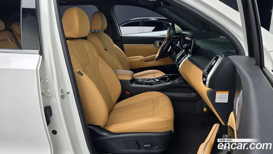 Kia Sorento — фото 10