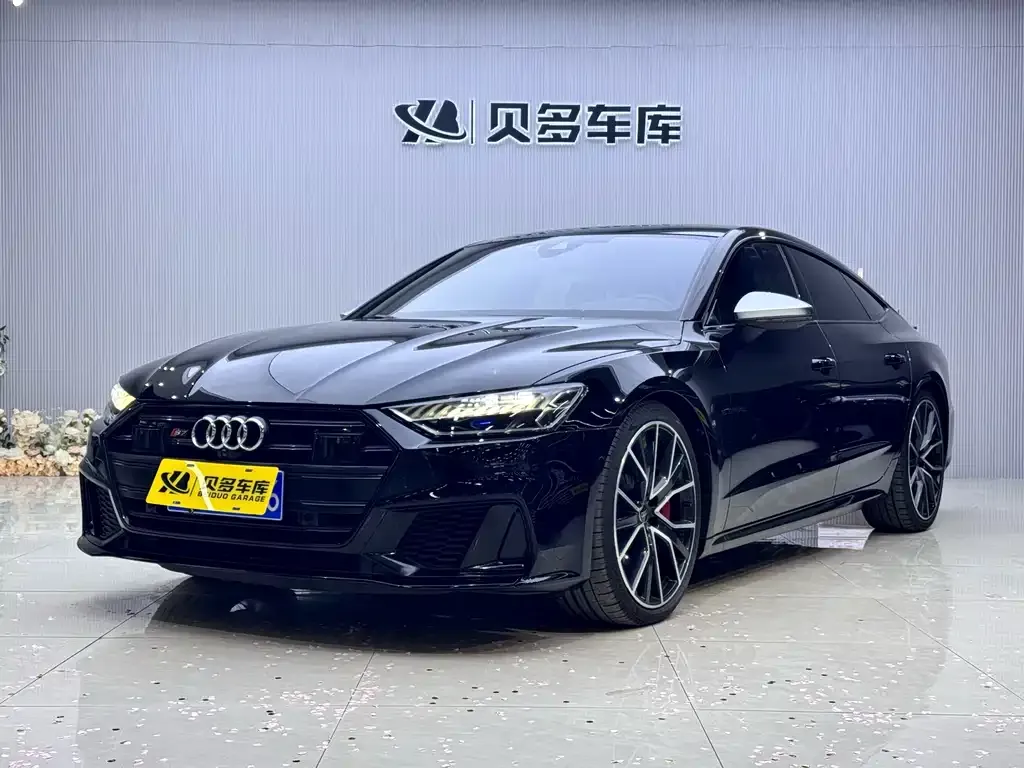Audi S7 — фото 1